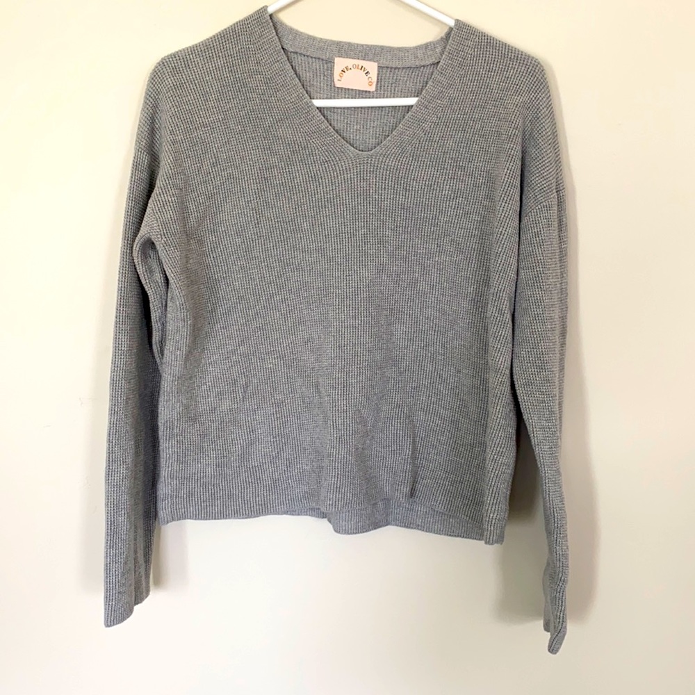 Love Olive Co. Grey Sweater Large